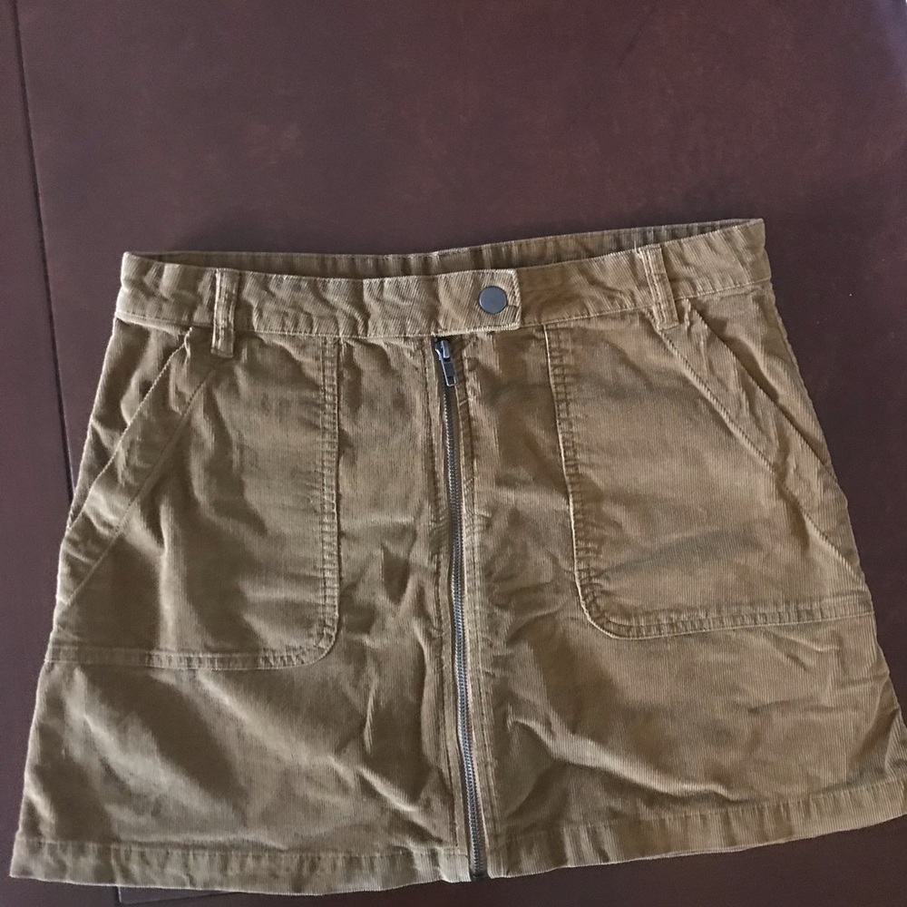 Corduroy skirt